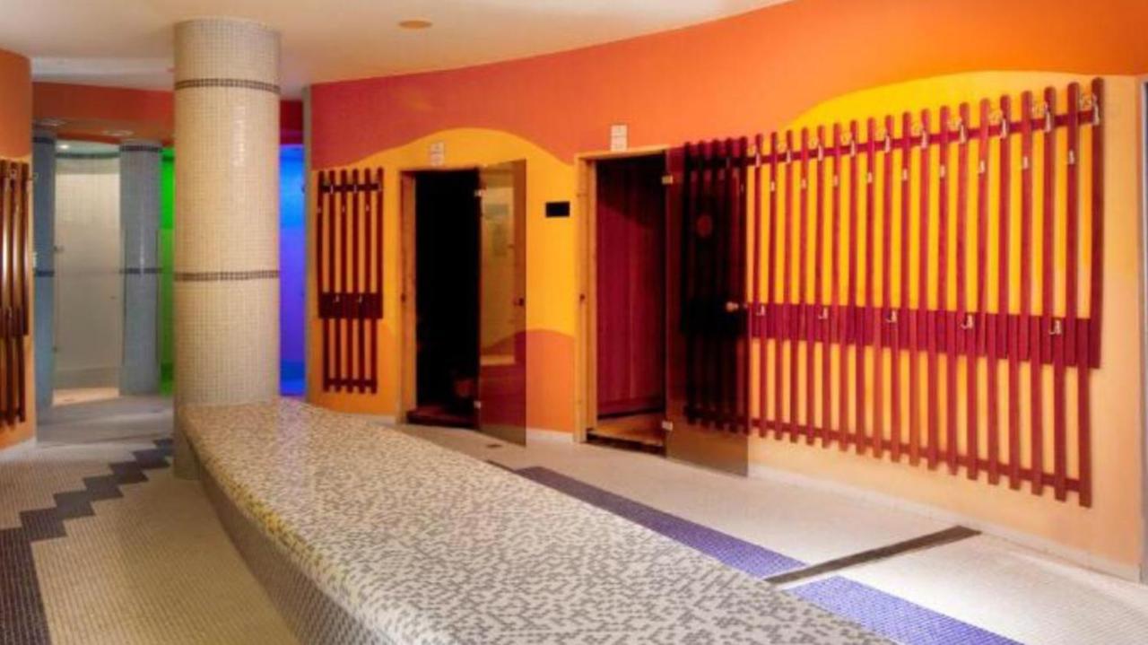 Apartmany Wellness フリンブルク エクステリア 写真